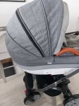 Gusio-Бебешка количка 3в1 Carrera new цвят:сив лен+сива кожа